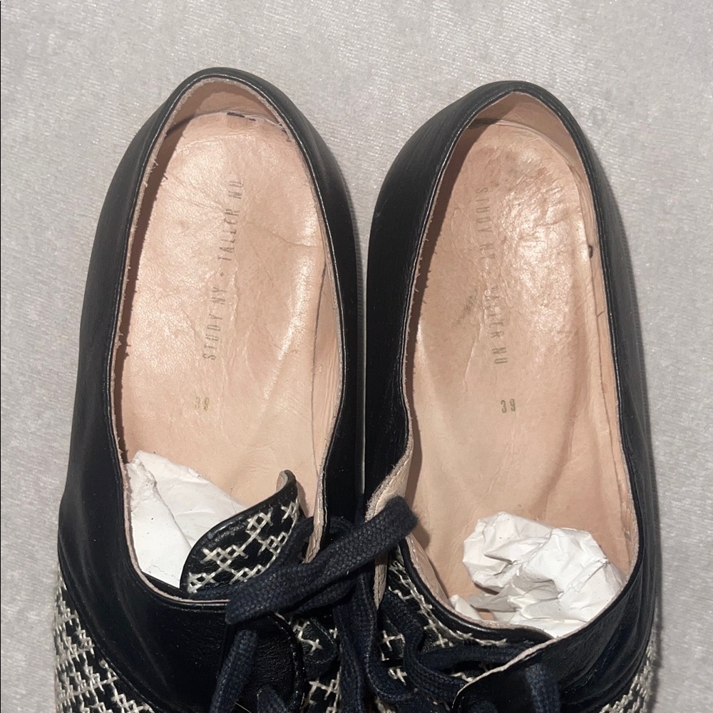 Oxford loafers- handmade by female prisoners in Mexico City. - Picture 6 of 6